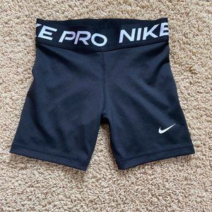 Girls Nike Pros NWOT